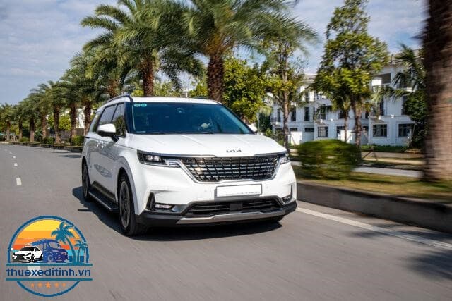 Dịch vụ cho thuê xe Kia Carnival có tài xế tại Cần Thơ