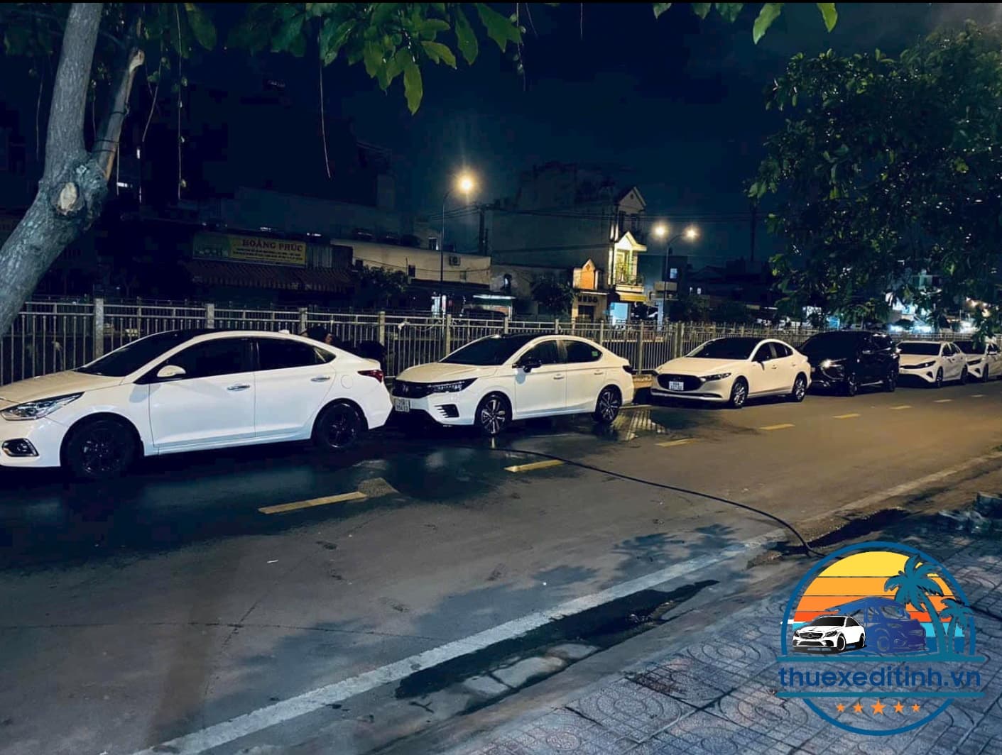 Dịch Vụ Cho Thuê Xe 4.7.16.29 Chỗ Có Tài Xế Về Quê Ăn Tết